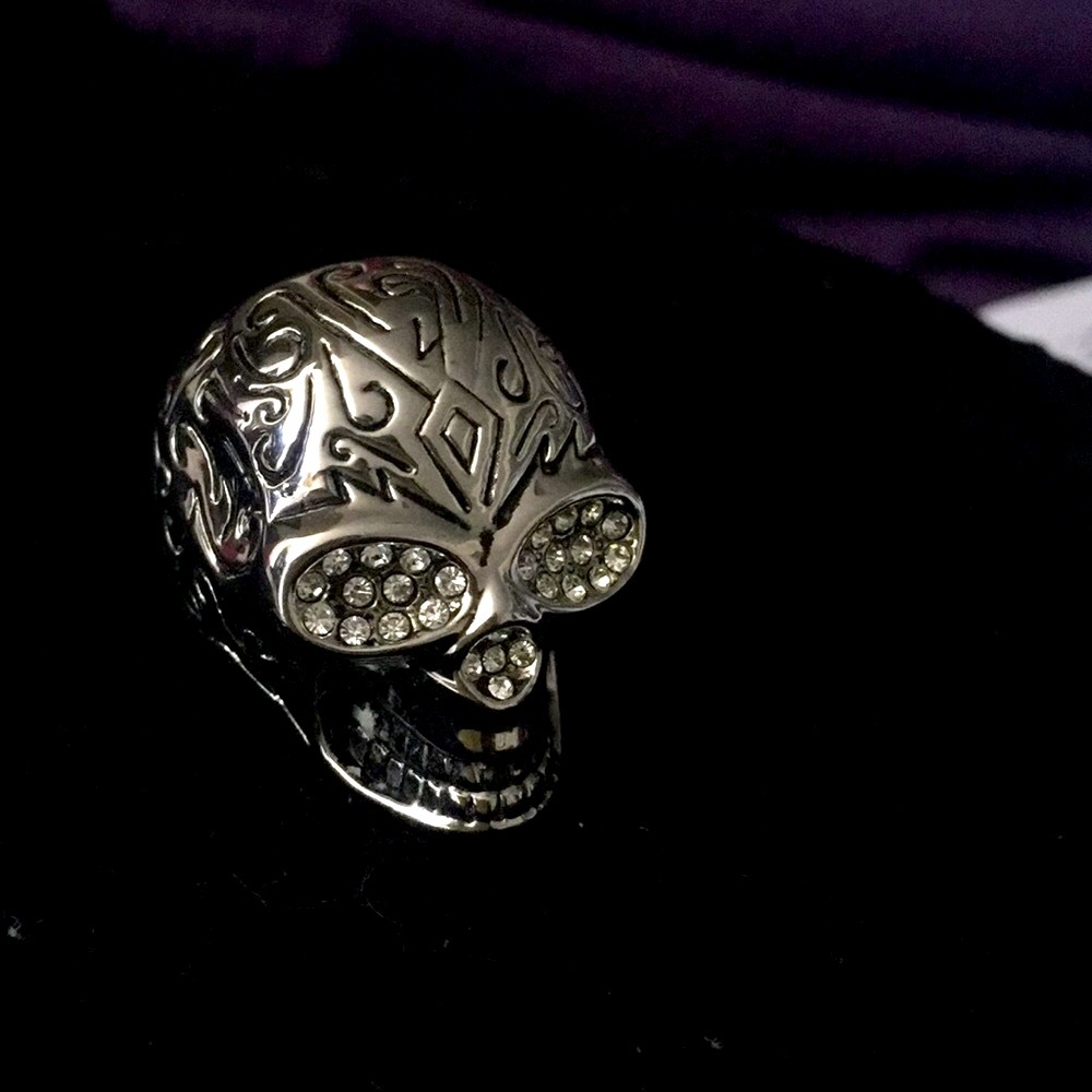 Silver Skull Ring, Crystal Eyes Heavy,Well Crafted - Picture 3 of 8